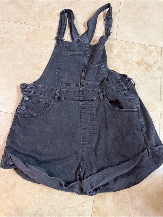 We The Free Denim - Free People shortalls!